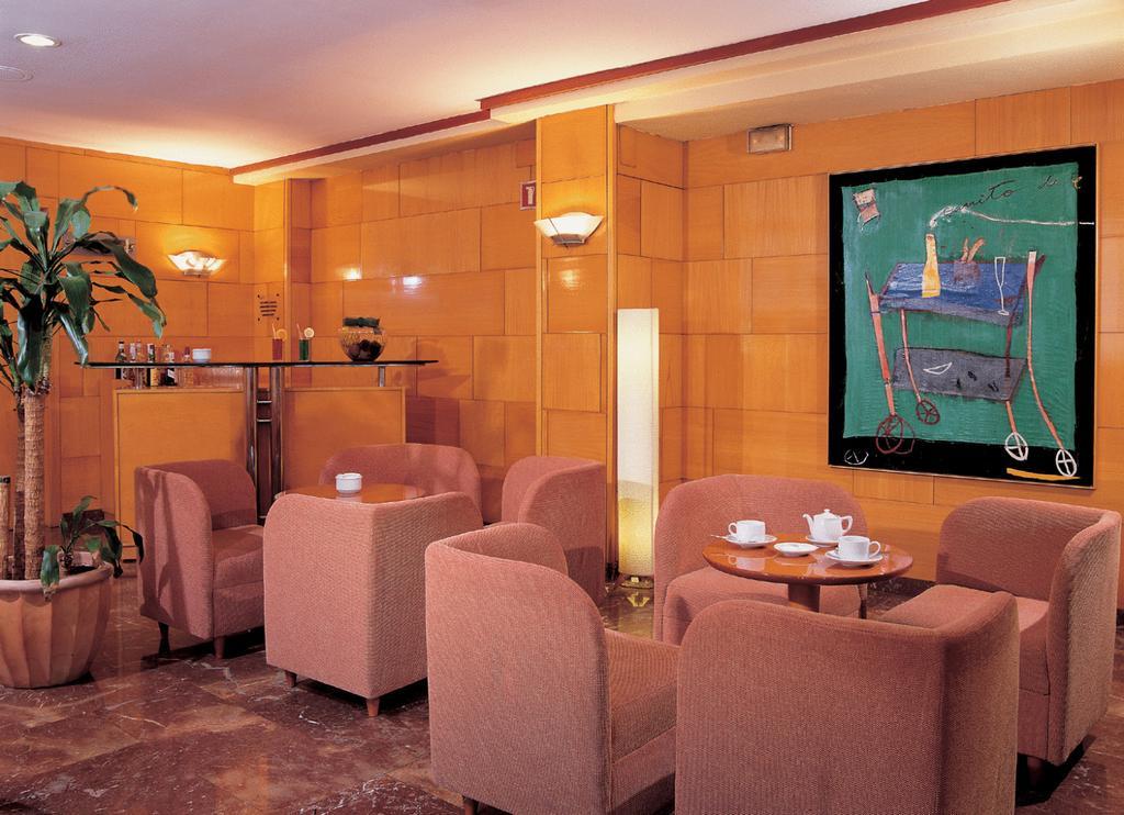 Mercure Barcelona Condor Restauracja zdjęcie